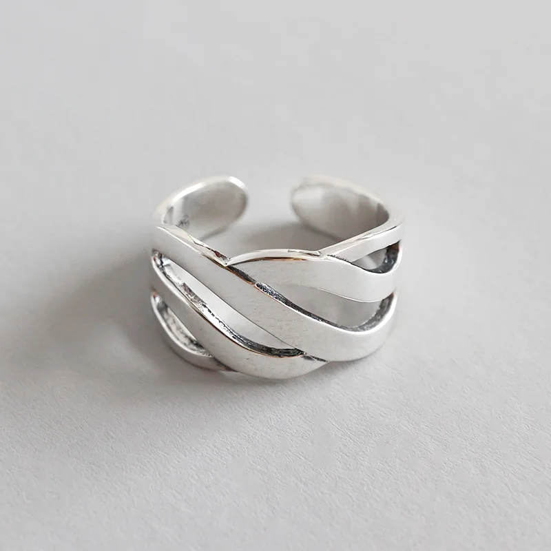 925 Sterling Silver Hollow Water Ripple Vintage Open Ring Fine Jewelry for Women Index Finger Hot Sale Accessories WDR018
925 Sterling Silver Hollow Water Ripple Vintage Open Ring Fine Jewelry for Women Index Finger Hot Sale Accessories WDR018