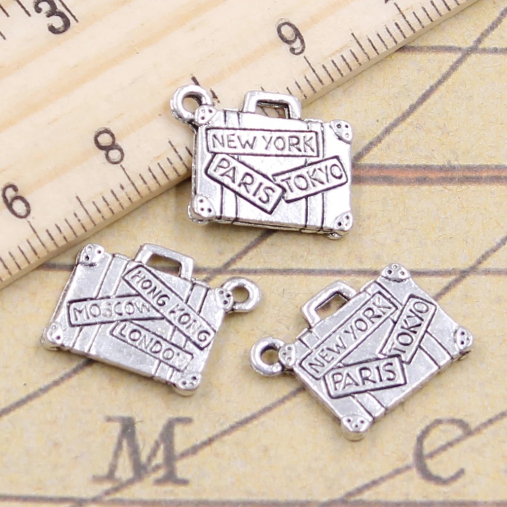 10pcs Charms travel bags New York Paris Tokyo 15x13mm Tibetan Silver Plated Pendants Antique Jewelry Making DIY Handmade Craft
10pcs Charms travel bags New York Paris Tokyo 15x13mm Tibetan Silver Plated Pendants Antique Jewelry Making DIY Handmade Craft