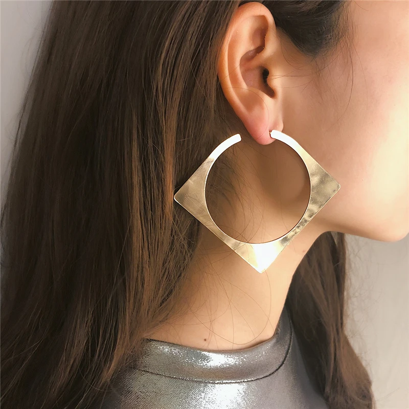Simple Exaggeration Metal Round Earrings Personality Geometric Hollow Square Street Pat Big Earring European American Jewelry
Simple Exaggeration Metal Round Earrings Personality Geometric Hollow Square Street Pat Big Earring European American Jewelry