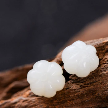 MetJakt Simple Vintage Natural Hetian Jade Stud Earrings for Women's Jewelry & Lotus Flower Earrings Solid 925 Sterling Silver
MetJakt Simple Vintage Natural Hetian Jade Stud Earrings for Women's Jewelry & Lotus Flower Earrings Solid 925 Sterling Silver