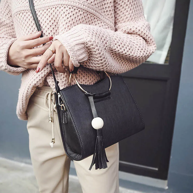 Fashion Women Circle Ring Tote Handbags PU Leather Shanel Tassel Shoulder Messenger Bag BS88
Fashion Women Circle Ring Tote Handbags PU Leather Shanel Tassel Shoulder Messenger Bag BS88
