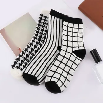 Fashion Simple Cotton Socks Women Men Stripe Houndstooth Grid Printed Socks Casual Spring Autumn skarpetki harajuku Socks
Fashion Simple Cotton Socks Women Men Stripe Houndstooth Grid Printed Socks Casual Spring Autumn skarpetki harajuku Socks