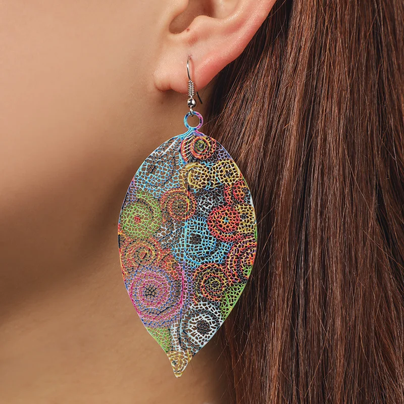 Ubuhle Bohemia Big Drop Earrings Coloful Hollow Leaf Dangle Earring Gold Metal Long Earrings for Women Party Jewelry Accessories
Ubuhle Bohemia Big Drop Earrings Coloful Hollow Leaf Dangle Earring Gold Metal Long Earrings for Women Party Jewelry Accessories