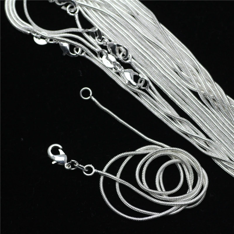 5PCS/lot Wholesale 925 Silver Necklace Snake Chain Necklace Women's Fashion Jewelry Snake Necklace Chain 1.5MM 16-30IN
5PCS/lot Wholesale 925 Silver Necklace Snake Chain Necklace Women's Fashion Jewelry Snake Necklace Chain 1.5MM 16-30IN