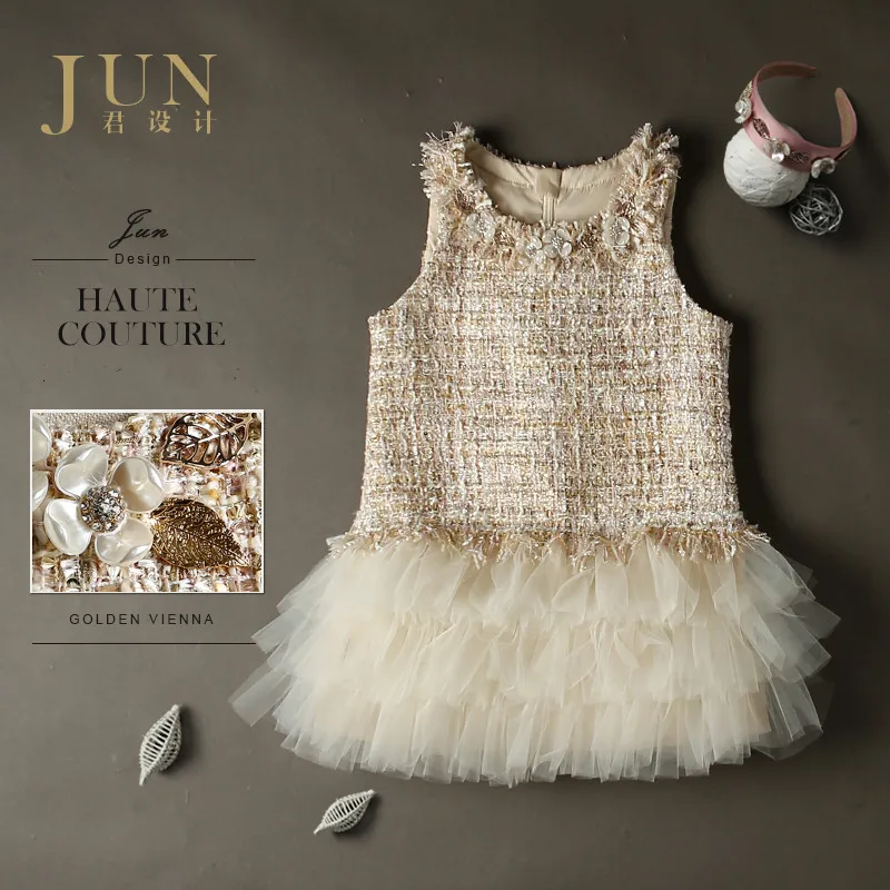 High Quality Fashion New Runway Dress Girl's Sleeveless Retro Flower Beading Jacquard Dress Summer Style Designer weave dresses
High Quality Fashion New Runway Dress Girl's Sleeveless Retro Flower Beading Jacquard Dress Summer Style Designer weave dresses