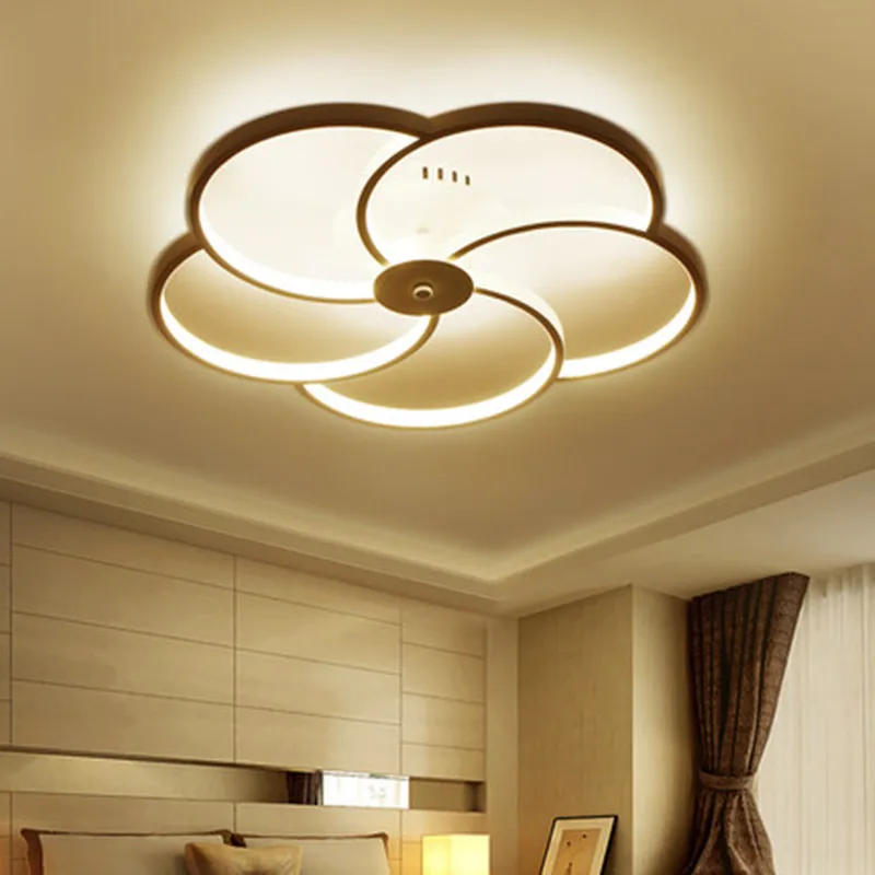 Flower-style living room lights after the modern creative personality restaurant office simple atmosphere wrought iron lamp
Flower-style living room lights after the modern creative personality restaurant office simple atmosphere wrought iron lamp