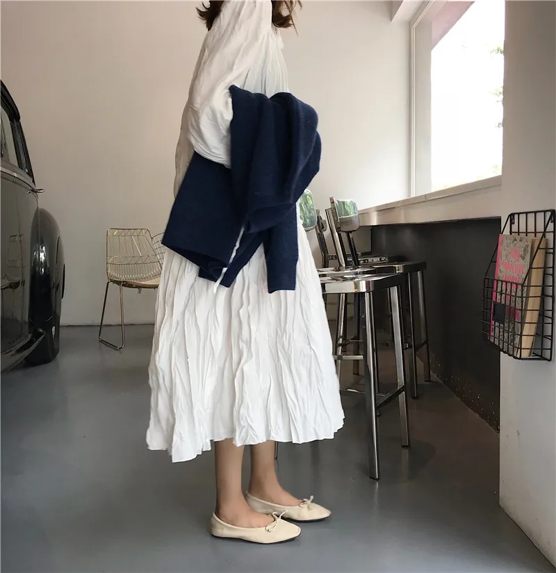 Women Long Pleated Dress Black White Color Korean Style Fashion Long Sleeve Straight Pullover Elegant Vintage Casual Maxi Dress
Women Long Pleated Dress Black White Color Korean Style Fashion Long Sleeve Straight Pullover Elegant Vintage Casual Maxi Dress