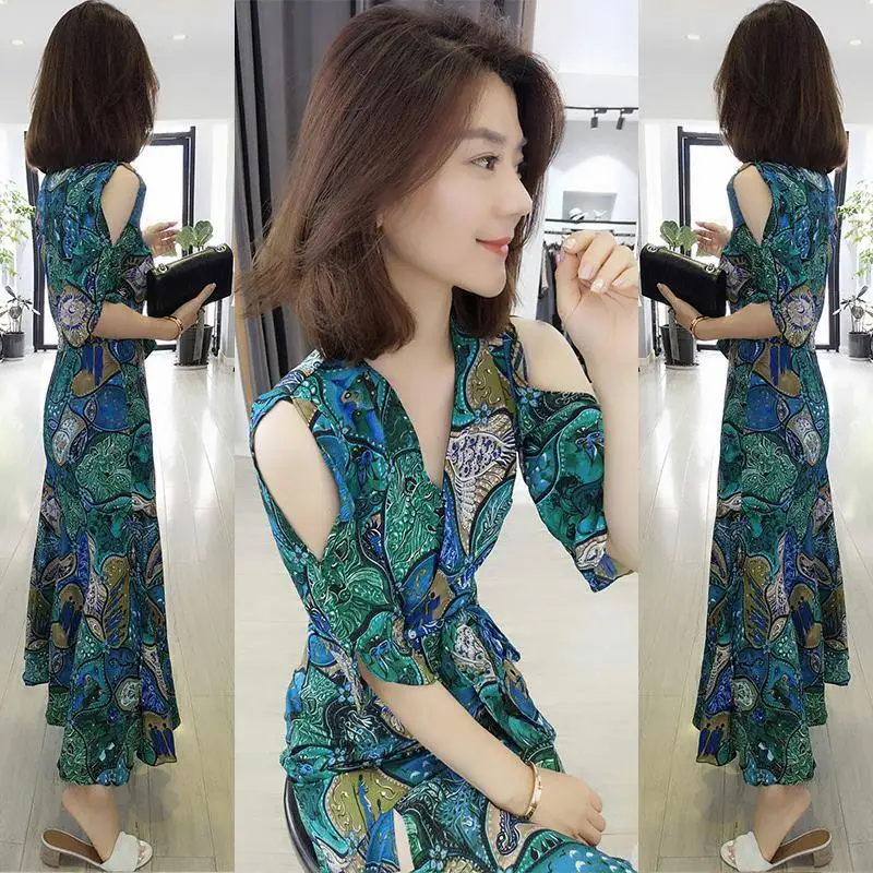 Women Elegant A-line Dresses 2019 Vintage Printing Party Vestidos Half Sleeve Women Summer Dress Hallow Out
Women Elegant A-line Dresses 2019 Vintage Printing Party Vestidos Half Sleeve Women Summer Dress Hallow Out