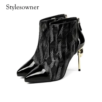 Stylesowner New Arrival Korean Sexy Woman Boots High Metal Heels Cow Leather Classics Short Boots Pointed Toe Wedding Party Shoe
Stylesowner New Arrival Korean Sexy Woman Boots High Metal Heels Cow Leather Classics Short Boots Pointed Toe Wedding Party Shoe