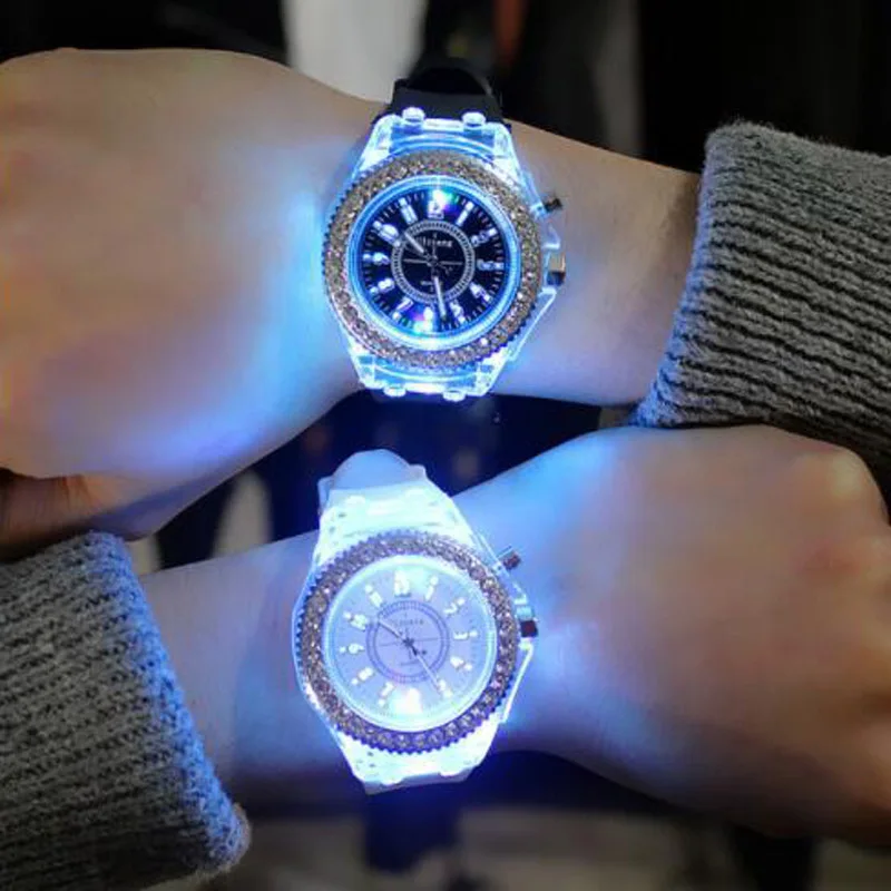Silicone LED Luminous Fashion Ladies Outdoor Watch Women's Men colorful Sports WristWatches Children'sWrist Relogios Masculino
Silicone LED Luminous Fashion Ladies Outdoor Watch Women's Men colorful Sports WristWatches Children'sWrist Relogios Masculino