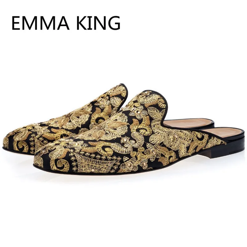 New Gold Embroidered Luxury Slippers Men Loafers Round Toe Sewing Dress Wedding Shoes Male Slip On Rihanna Creepers Casual Flats
New Gold Embroidered Luxury Slippers Men Loafers Round Toe Sewing Dress Wedding Shoes Male Slip On Rihanna Creepers Casual Flats