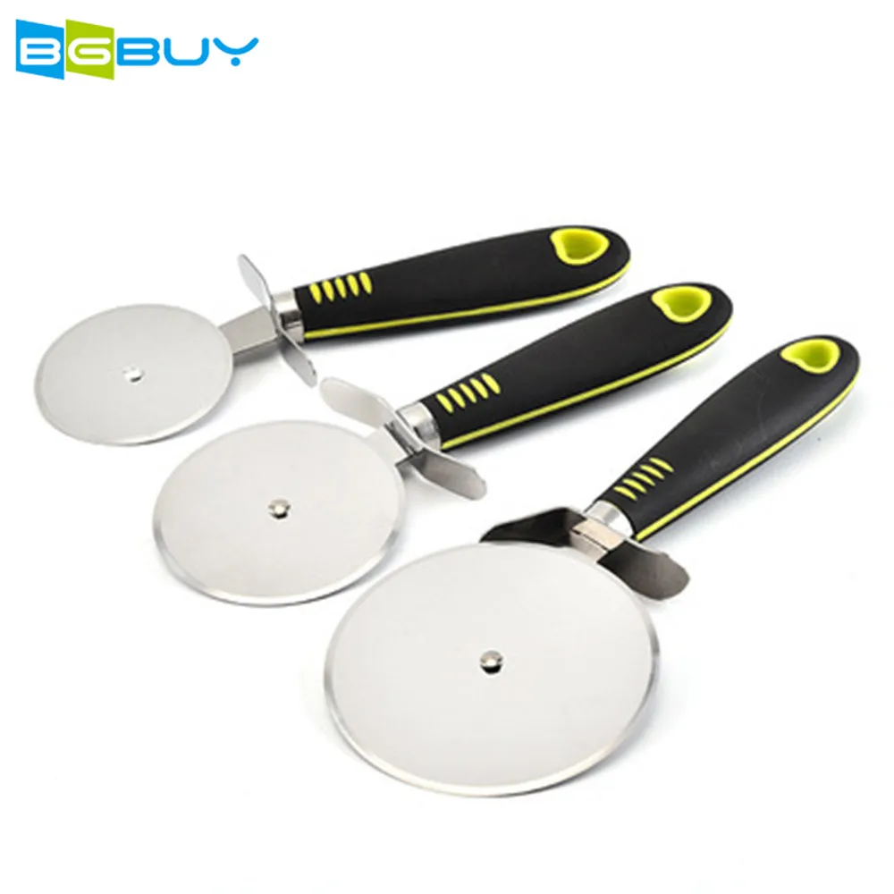Set of 3 Professional Stainless Steel Pizza Cutter Black Green Silicone Handle Baking Cutter Kitchen Pizza Wheel S/M/L
Set of 3 Professional Stainless Steel Pizza Cutter Black Green Silicone Handle Baking Cutter Kitchen Pizza Wheel S/M/L