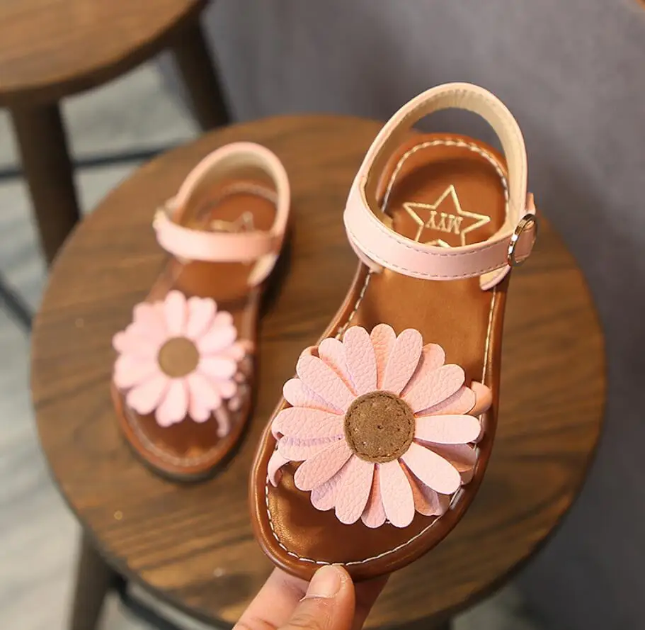 2019 Summer Kids Shoes Girls Leather Sandals Female Beach Sandals Flower Baby Sport Shoes Children Dance Shoes Fashion Sneakers
2019 Summer Kids Shoes Girls Leather Sandals Female Beach Sandals Flower Baby Sport Shoes Children Dance Shoes Fashion Sneakers