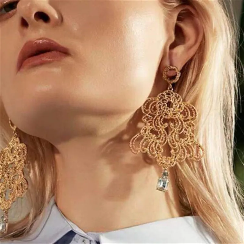 adolph trendy crystal Hollow drop Earring for Woman Bohemia statement dangle earrings Accessories brincos christmas 2019 New
adolph trendy crystal Hollow drop Earring for Woman Bohemia statement dangle earrings Accessories brincos christmas 2019 New
