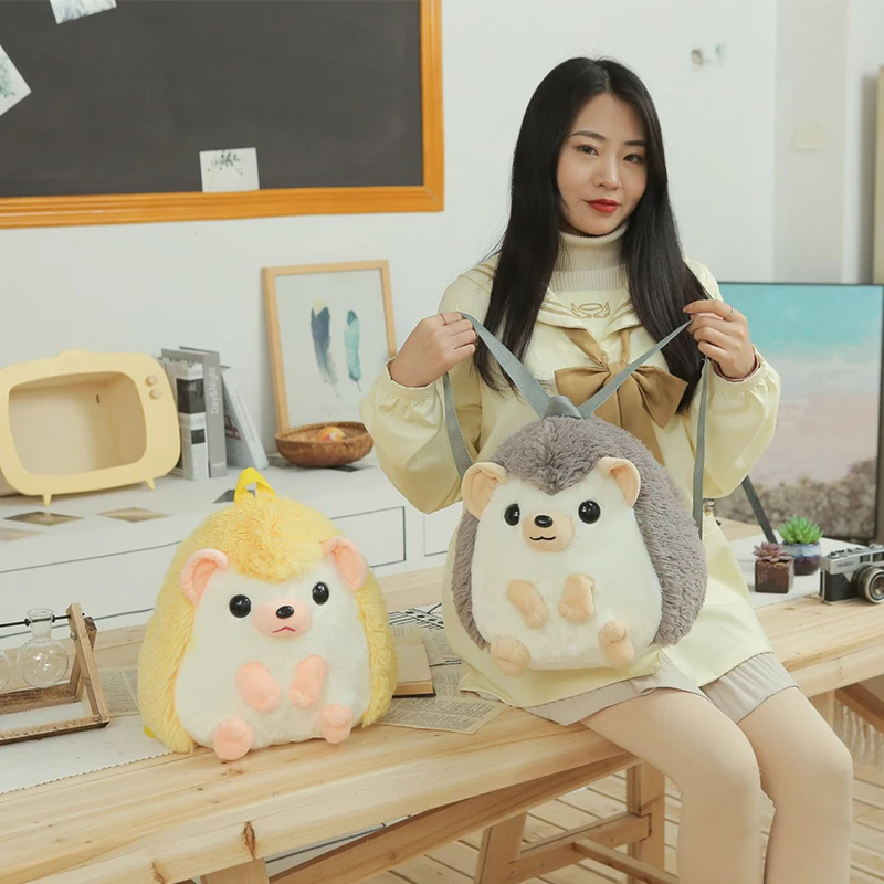 32cm Cute Cartoon Hedgehog Shoulder Pack Furry Animal Kawai Large Capacity Plush Bags Kids Birthday Gifts Little Girl schoolbag
32cm Cute Cartoon Hedgehog Shoulder Pack Furry Animal Kawai Large Capacity Plush Bags Kids Birthday Gifts Little Girl schoolbag