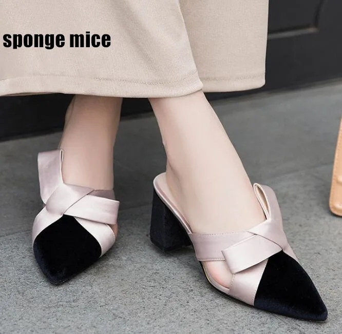 2019 New Women comfortable Baotou pointed pumps fashion sandals Low-heeled hollow color matching slippers work Dress Shoes Y10
2019 New Women comfortable Baotou pointed pumps fashion sandals Low-heeled hollow color matching slippers work Dress Shoes Y10