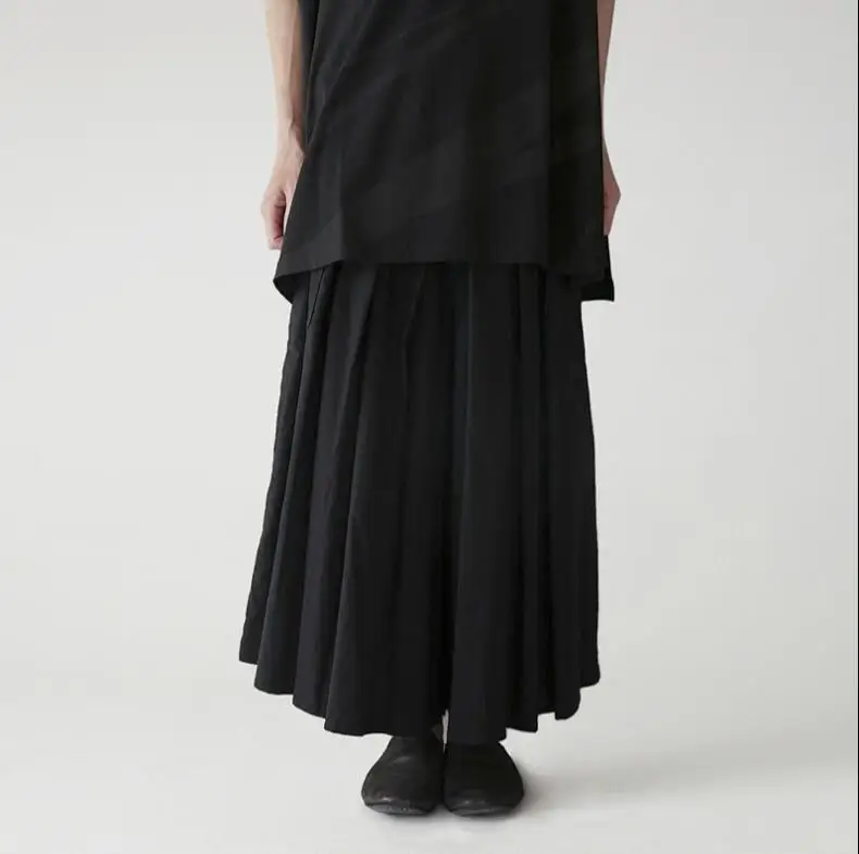 27-44 New 2019 New Men's Hair Stylist fashion Hip hop street Loose leisure skirt Pants Pleated pants plus size stage costumes
27-44 New 2019 New Men's Hair Stylist fashion Hip hop street Loose leisure skirt Pants Pleated pants plus size stage costumes