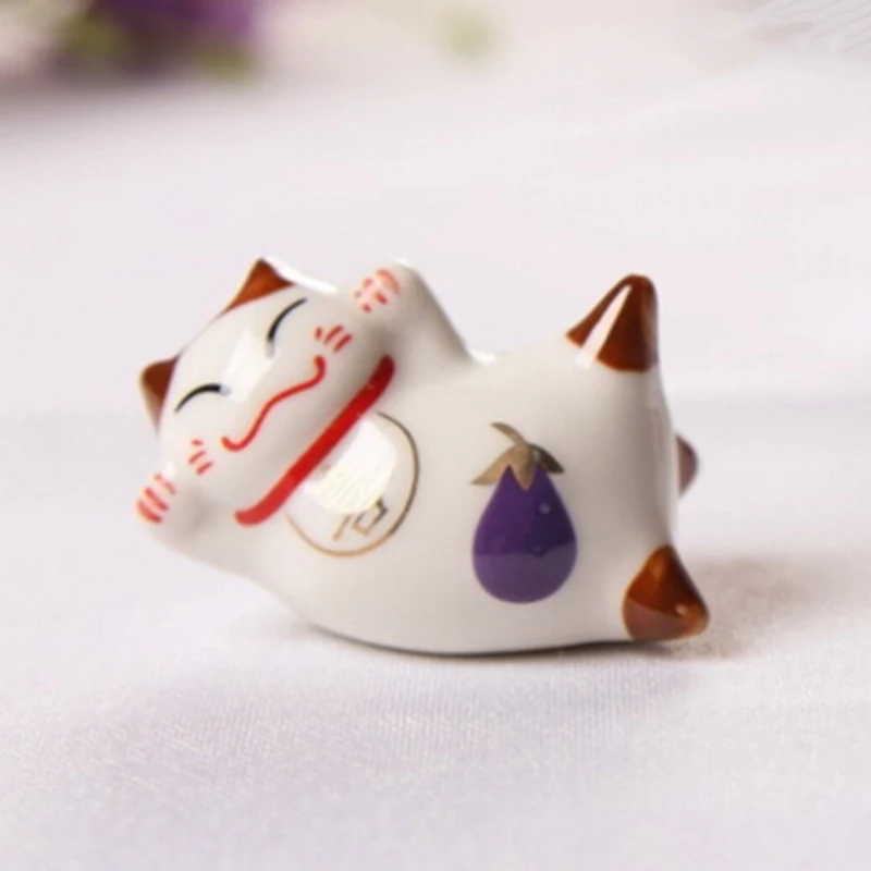 1Pcs Color Random Chopsticks Rack Lucky Green Cat Stand Rack Ceramic Chopsticks Rest Flatware Holder
1Pcs Color Random Chopsticks Rack Lucky Green Cat Stand Rack Ceramic Chopsticks Rest Flatware Holder