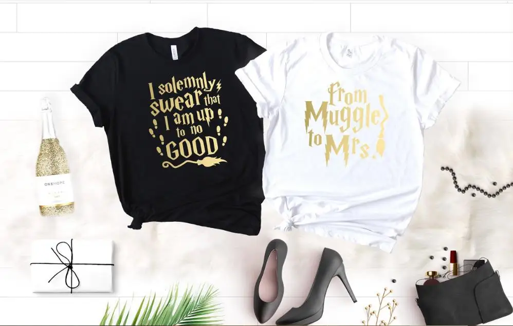 PADDY DESIGN I Solemnly Swear Muggle to Mrs T-shirt Bachelorette Party Wedding Bride Bridesmaid Women Top Tee New Fashion Tops
PADDY DESIGN I Solemnly Swear Muggle to Mrs T-shirt Bachelorette Party Wedding Bride Bridesmaid Women Top Tee New Fashion Tops