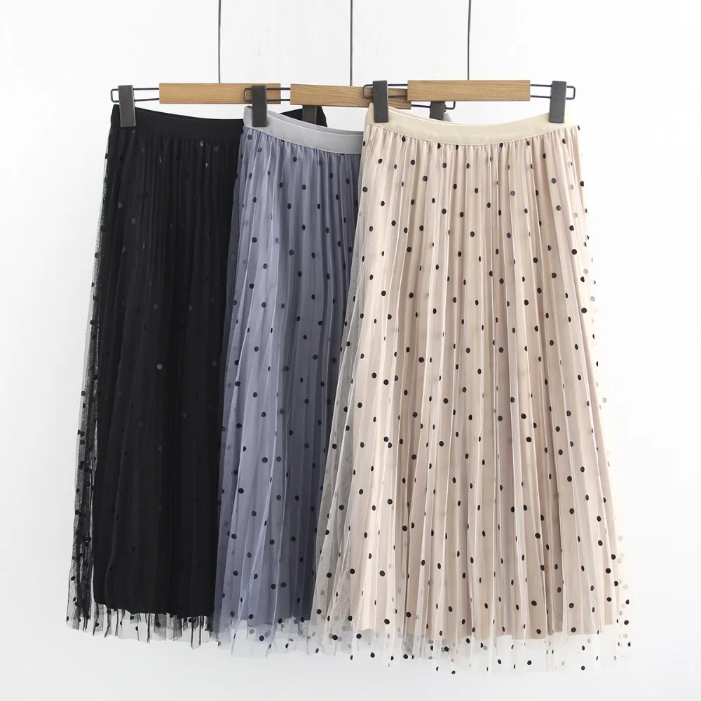 Ubetoku 2019 Winter Spring women velvet skirt ladies polka dot mesh pleate skirts plus size fashion women clothing
Ubetoku 2019 Winter Spring women velvet skirt ladies polka dot mesh pleate skirts plus size fashion women clothing