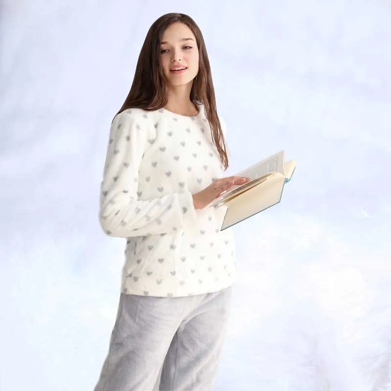2019 Spring winter Women Two piece Soft Flannel heart printed Fleece Warm pajamas Female casual home clothes bielizna nocna
2019 Spring winter Women Two piece Soft Flannel heart printed Fleece Warm pajamas Female casual home clothes bielizna nocna