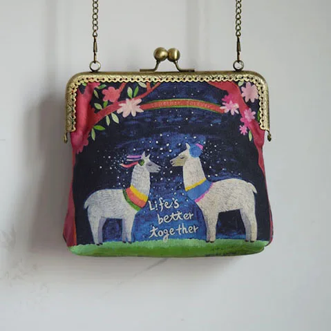 Girl Chains Lady American European National Mouth Gold Metal Sheep Floral Flower Kisslock Blue Canvas Phone Key Messenger Bags
Girl Chains Lady American European National Mouth Gold Metal Sheep Floral Flower Kisslock Blue Canvas Phone Key Messenger Bags