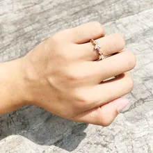 2019 רוז זהב כסף צבע מעוקב זירקון עלה עיצוב חתונת אירוסין טבעת עבור נשים גבירותיי Bijoux תכשיטי מתנות Mujer Anillos(China)