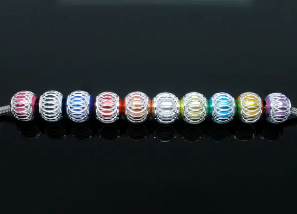 DoreenBeads 100 At Random Silver color Carved Lantern Aluminium Beads Fit European Charm 10x9mm new
DoreenBeads 100 At Random Silver color Carved Lantern Aluminium Beads Fit European Charm 10x9mm new