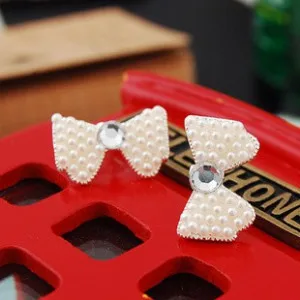 2019 Hot Fashion Bowknot Earrings for Woman Sale Special Offer Brincos Earings Korean Jewelry Imitation Pearls Bow Stud Earrings
2019 Hot Fashion Bowknot Earrings for Woman Sale Special Offer Brincos Earings Korean Jewelry Imitation Pearls Bow Stud Earrings