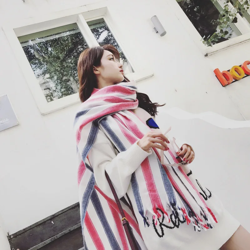 2019 Color Striped Brand Spring Summer Scarves for Women Silk Shawls and Wraps Fashion Print Soft Large Pashmina Beach Stoles
2019 Color Striped Brand Spring Summer Scarves for Women Silk Shawls and Wraps Fashion Print Soft Large Pashmina Beach Stoles