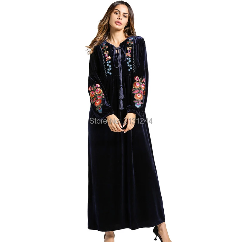 Fashion Women's Maxi Dress Embroidery Velvet Winter Abaya Warm Robe Gowns Loose Style Muslim Middle East Arab Islamic Clothing
Fashion Women's Maxi Dress Embroidery Velvet Winter Abaya Warm Robe Gowns Loose Style Muslim Middle East Arab Islamic Clothing