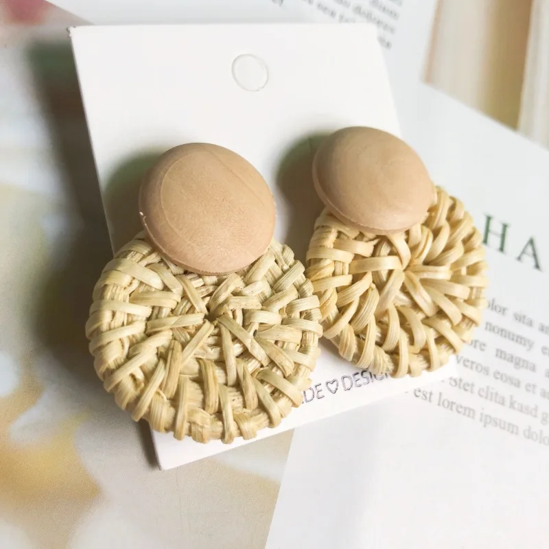 Fashion Bamboo Rattan Straw Korea Handmade Irregular Wooden Big Hollow Out Round Circle Rattan Straw Weave Earrings D8J13
Fashion Bamboo Rattan Straw Korea Handmade Irregular Wooden Big Hollow Out Round Circle Rattan Straw Weave Earrings D8J13