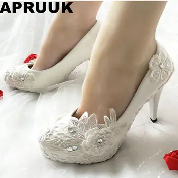 Super high 11cm heeled platforms wedding shoes laces pearls flower design 2018 woman's wedding bridal shoes white
Super high 11cm heeled platforms wedding shoes laces pearls flower design 2018 woman's wedding bridal shoes white