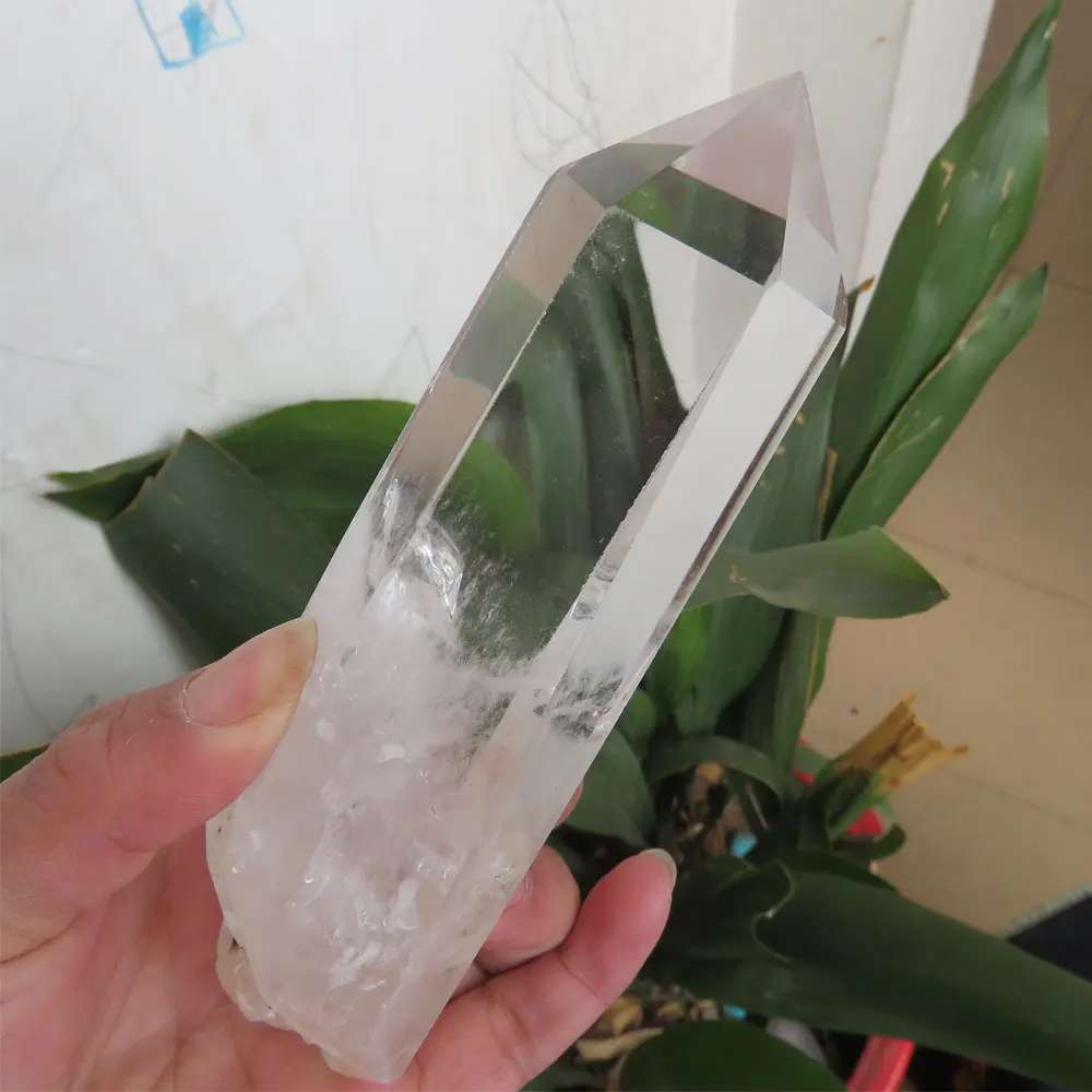 Wholesale (1pcs/lot) 260~300g Natural Clear Quartz Crystal Point Single Terminated Points Polished Reiki Healing
Wholesale (1pcs/lot) 260~300g Natural Clear Quartz Crystal Point Single Terminated Points Polished Reiki Healing