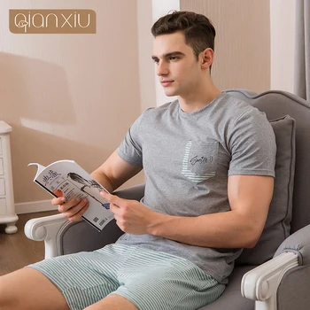 Male's Summer Plus size Two-Pieces Men Casual Striped Pajama sets Cotton Sleepwear suit Men's O-neck collar t shirt & Half Pants
Male's Summer Plus size Two-Pieces Men Casual Striped Pajama sets Cotton Sleepwear suit Men's O-neck collar t shirt & Half Pants
