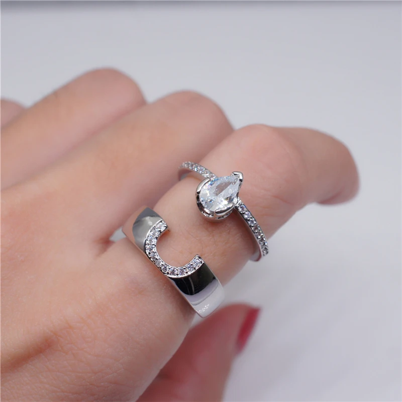 ROMAD Luxury Big White Crystal Wedding Ring Set Water Drop Engagement Ring for women Female Jewelry anillos R4
ROMAD Luxury Big White Crystal Wedding Ring Set Water Drop Engagement Ring for women Female Jewelry anillos R4