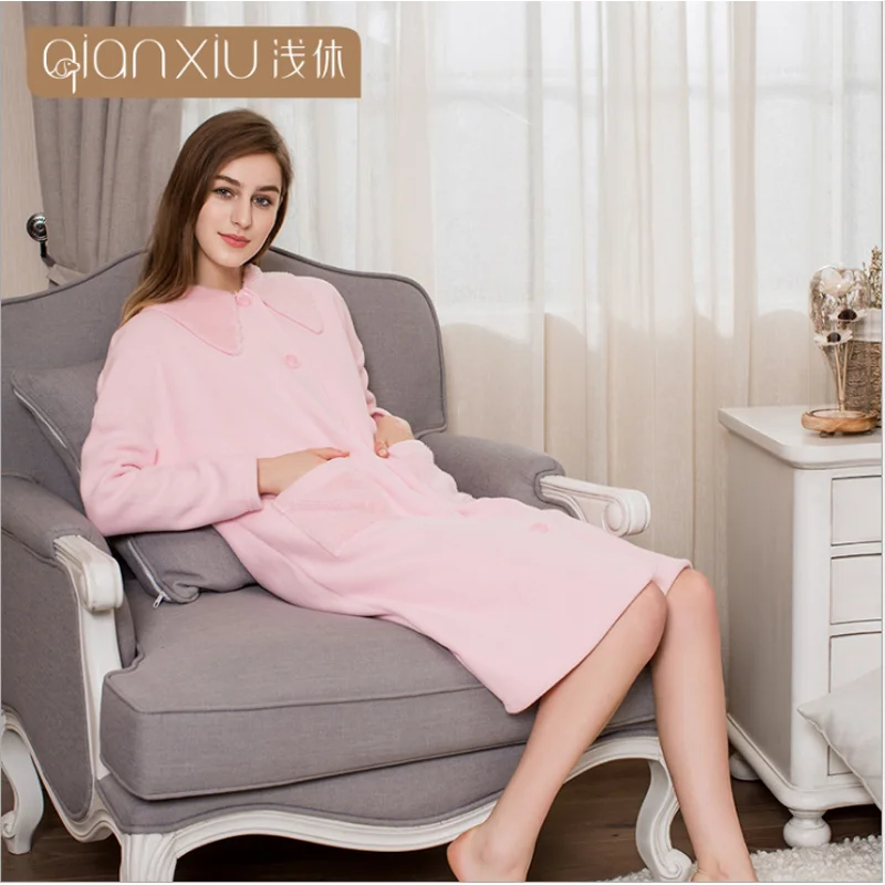 2019 Winter Women Plus size Robe Ladies Thicken Warm Lambs bathrobe Ladies Turn-down collar robes Female Long soft dressing gown
2019 Winter Women Plus size Robe Ladies Thicken Warm Lambs bathrobe Ladies Turn-down collar robes Female Long soft dressing gown