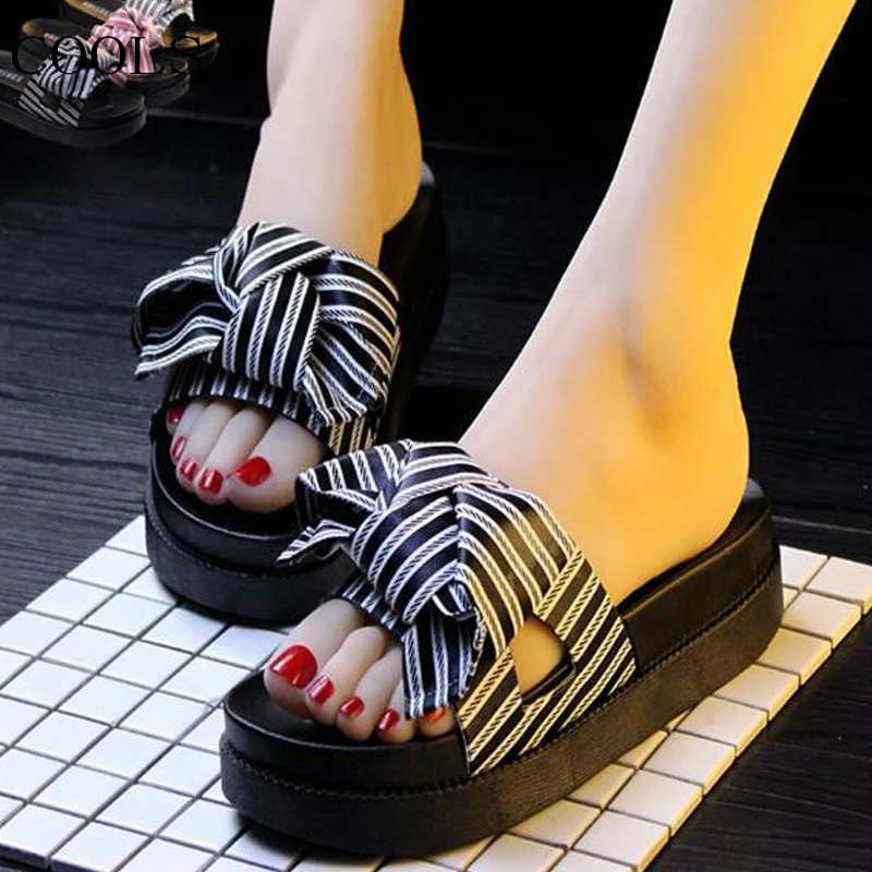COOLSA Women's Summer Non-slip Beach Flip Flops Outdoor Bow Striped Slippers Indoor Home Shoes Mid-heel Sandals Women Slides Hot
COOLSA Women's Summer Non-slip Beach Flip Flops Outdoor Bow Striped Slippers Indoor Home Shoes Mid-heel Sandals Women Slides Hot