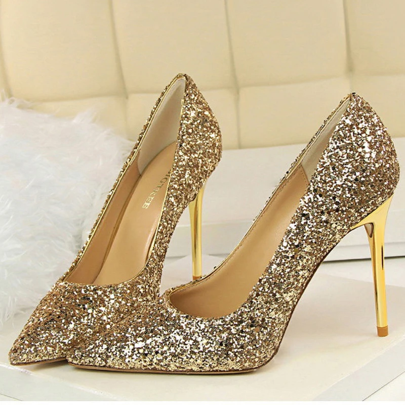 PDMOSY New Women Pumps High Thin Heels Pointed Toe Metal Decoration Sexy Bling Bridal Wedding Women High Heels Shoes
PDMOSY New Women Pumps High Thin Heels Pointed Toe Metal Decoration Sexy Bling Bridal Wedding Women High Heels Shoes