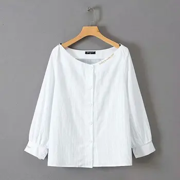 Plus size Embroidery letter women loose white blouse 2019 spring summer causal ladies shirts female cotton tops
Plus size Embroidery letter women loose white blouse 2019 spring summer causal ladies shirts female cotton tops