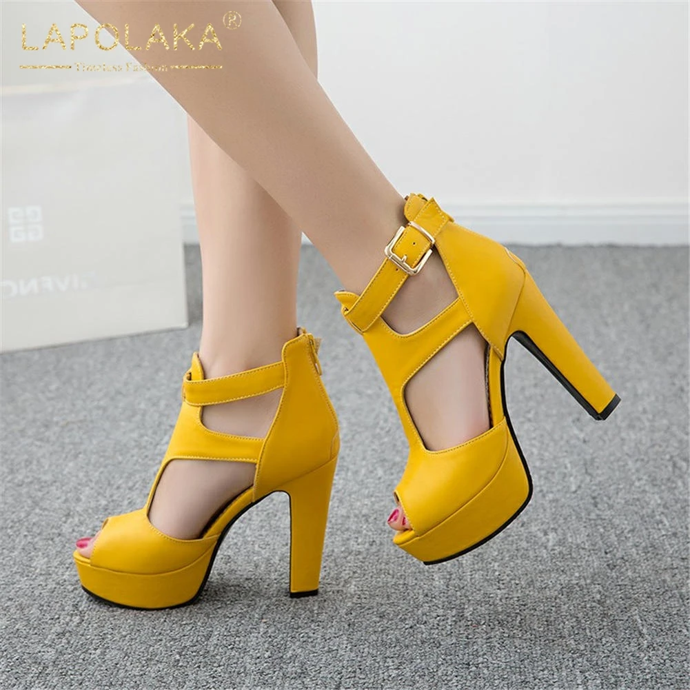 Lapolaka Hot Sale Wholesale Plus Size 34-50 Square Heels Platform Summer Shoes Woman Sandals Peep Toe Buckle Strap Sandals
Lapolaka Hot Sale Wholesale Plus Size 34-50 Square Heels Platform Summer Shoes Woman Sandals Peep Toe Buckle Strap Sandals