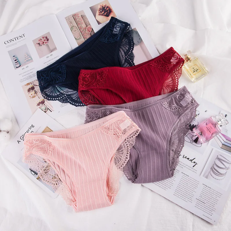 New women's underwear cotton ankle fashion sexy thread lace ladies briefs in the low waist cotton Japanese girls underwear
New women's underwear cotton ankle fashion sexy thread lace ladies briefs in the low waist cotton Japanese girls underwear