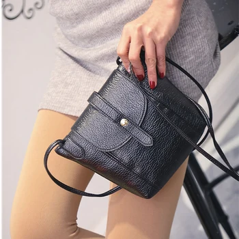 2019 Vintage Women Handbag PU Leather Flap Style Crossbody Bag Lady Satchel Shoulder Bag Small Messenger Bag Girls Handbag 
2019 Vintage Women Handbag PU Leather Flap Style Crossbody Bag Lady Satchel Shoulder Bag Small Messenger Bag Girls Handbag