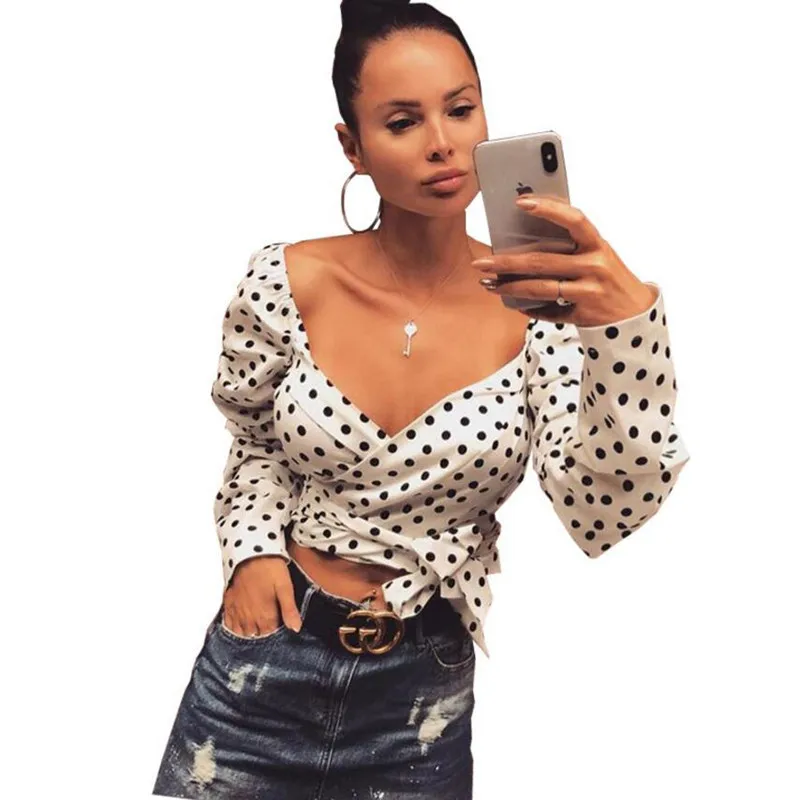 2019 Retro Cross V neck Tide Bow Wrap Polka Dot Shirt High Street Sexy Women Ruched Puff Sleeve Short Blouse Exposed navel Tops
2019 Retro Cross V neck Tide Bow Wrap Polka Dot Shirt High Street Sexy Women Ruched Puff Sleeve Short Blouse Exposed navel Tops