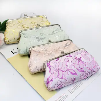 Vintage Women Flower Embroidery Kiss Lock Coin Purse Long Wallet Clutch Bag
Vintage Women Flower Embroidery Kiss Lock Coin Purse Long Wallet Clutch Bag