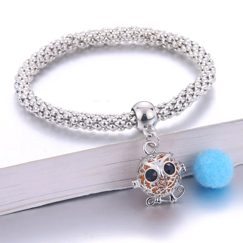 Fashion owl Aromatherapy Bracelet Jewelry perfume Aroma Diffuser Essential Oil Diffuser Pendant Locket Bracelet With Pads
Fashion owl Aromatherapy Bracelet Jewelry perfume Aroma Diffuser Essential Oil Diffuser Pendant Locket Bracelet With Pads