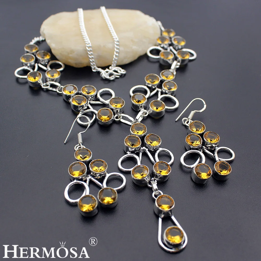 Hermosa Jewelry Fashion Flower Shape Morganite 925 Sterling Silver women 19 inches Necklace + Earrings HM121
Hermosa Jewelry Fashion Flower Shape Morganite 925 Sterling Silver women 19 inches Necklace + Earrings HM121
