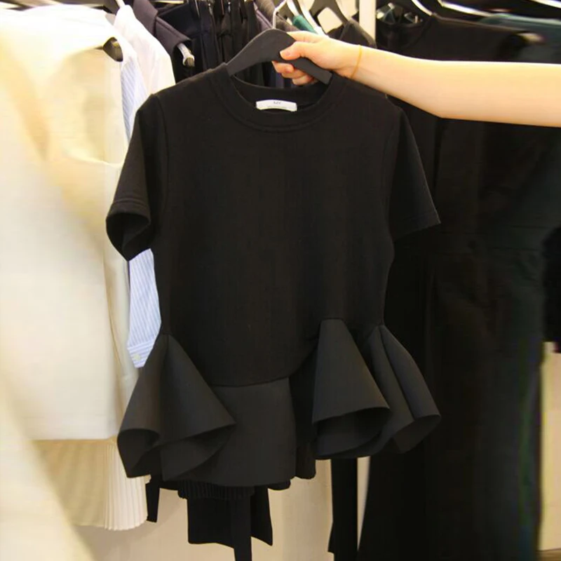 2018 summer tshirt fashion Korean style of short-sleeved T-shirt women loose Ruffled hem black color shirt basic tee tops
2018 summer tshirt fashion Korean style of short-sleeved T-shirt women loose Ruffled hem black color shirt basic tee tops
