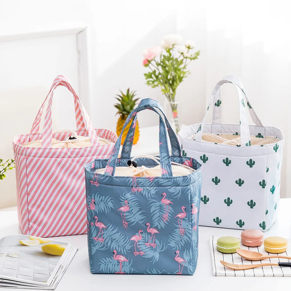 BONAMIE Drawstring Tote Cooler Bag Functional Insulation Cold Bales Thermal Oxford Lunch Bag Flamingo Stripe Pattern Picnic Bag
BONAMIE Drawstring Tote Cooler Bag Functional Insulation Cold Bales Thermal Oxford Lunch Bag Flamingo Stripe Pattern Picnic Bag