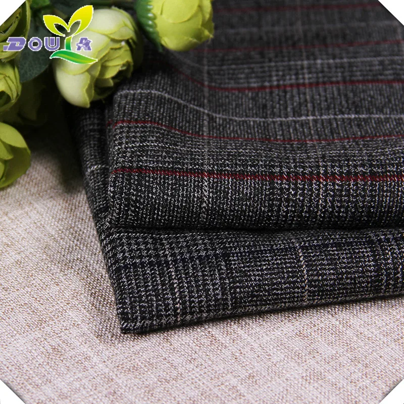 TR dyed suit fashion autumn ladies shirt fabric clothing Houndstooth cloth spot
TR dyed suit fashion autumn ladies shirt fabric clothing Houndstooth cloth spot